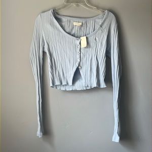 light blue Long sleeve cropped tee